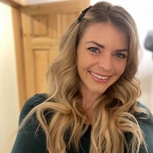 Meet your Posher, Meredith